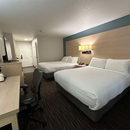 Best Western Watertown Extérieur photo