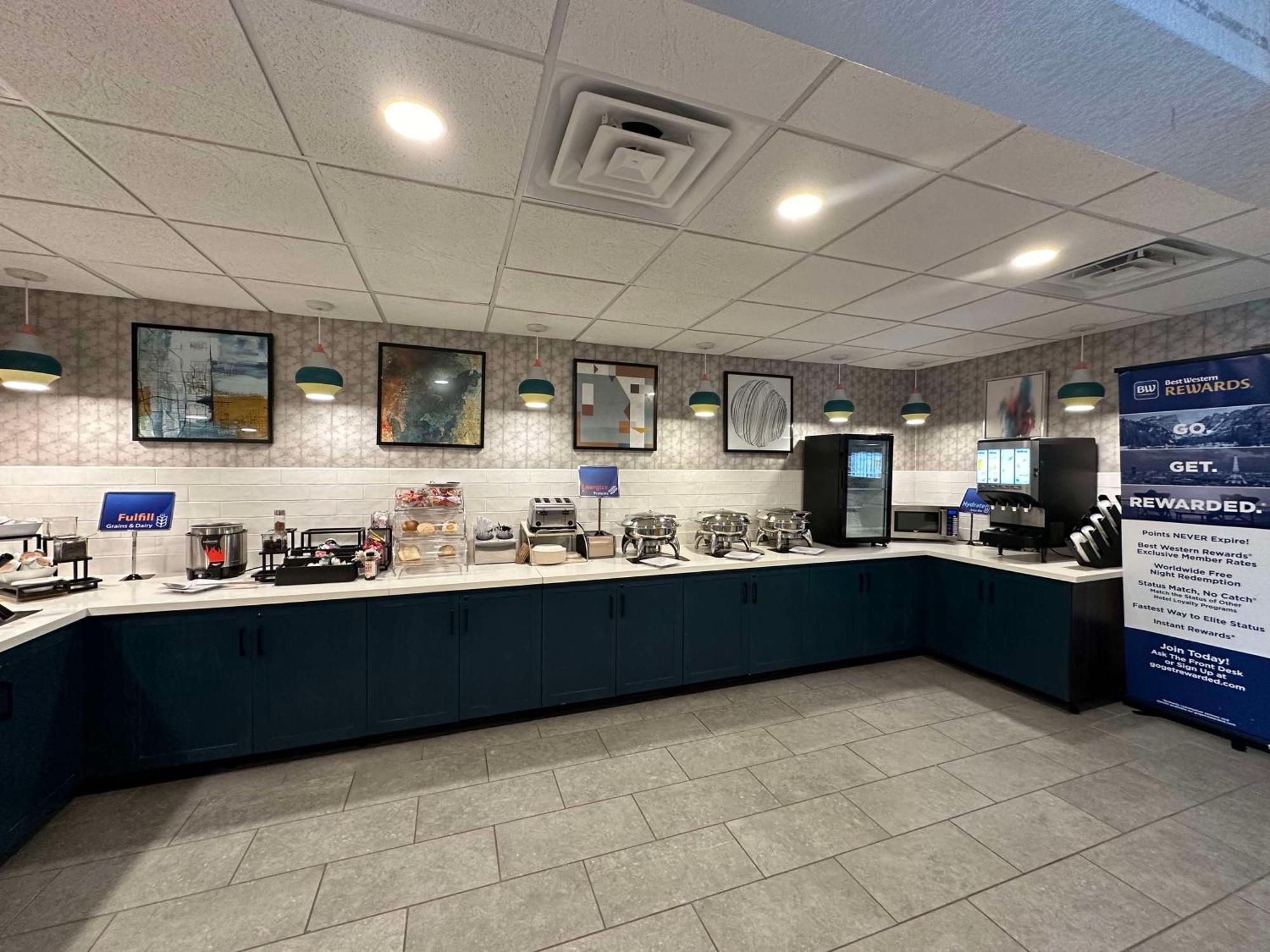 Best Western Watertown Extérieur photo